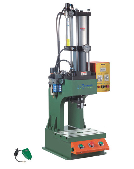 C�͚�Һ�����C