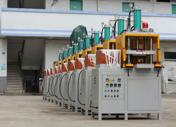 ����܉���C���~�܉������ΙC